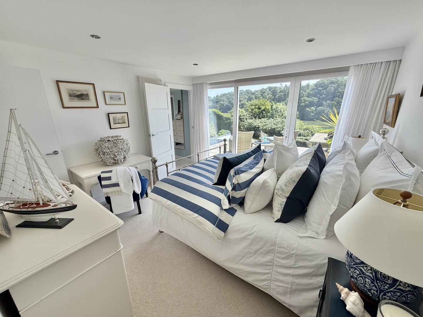 Bar Meadows, Malpas, Truro